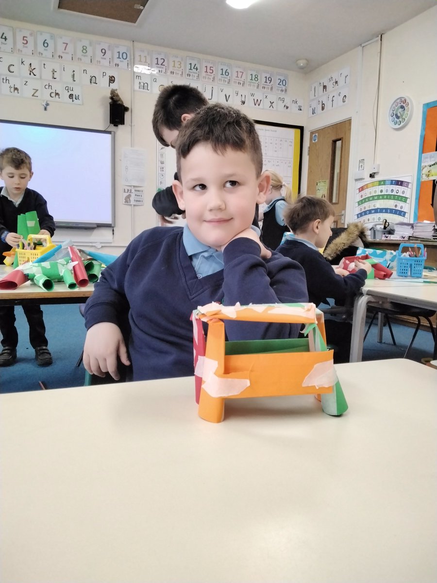 BCEVCPSquirrels's tweet photo. Today we built our baby bear chairs. The children were experimenting to see how to make their structures sturdy. https://t.co/Ry5MUrm4Vx