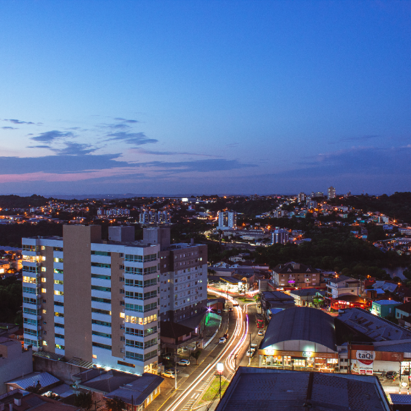 Turismo_Bento's tweet photo. Uma bela imagem noturna de nossa cidade!
Foto: @marconibruno_
👉 #BentoPuraInspiraçao #TurismoBento #cittadelvino #valedosvinhedos #caminhosdepedra #encantosdeeulalia #valedasantas #cantinashistoricas #docepascoa #VisiteBento #Bentolovers #CurtaBento #SerraGaucha https://t.co/3cIMu0yi0b