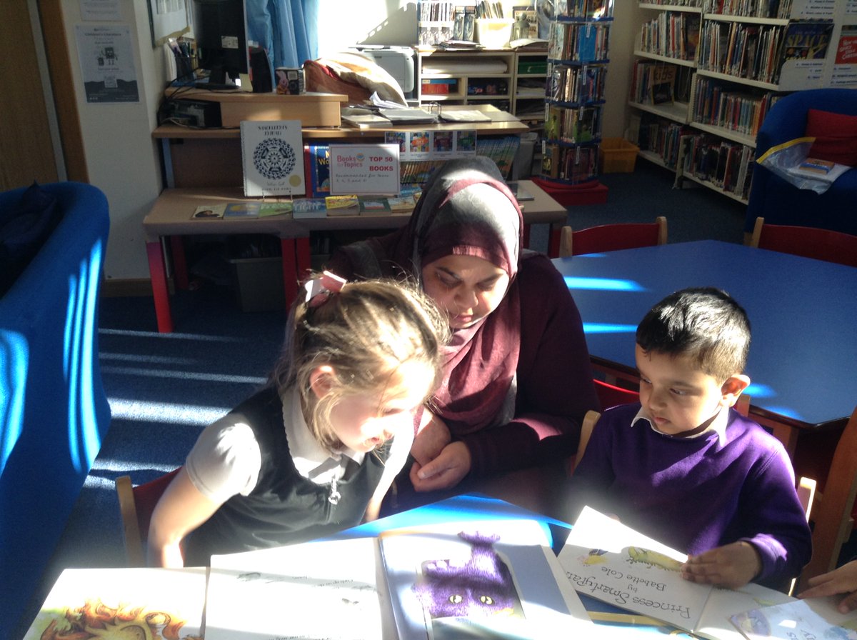 ECS_Keighley's tweet photo. The Reception children had a great time in the library, today. They listen really well to a story and then looked at a variety of their favourite story books. #listentoouravouritestories #lovingbooks https://t.co/EEQeYb7BHq