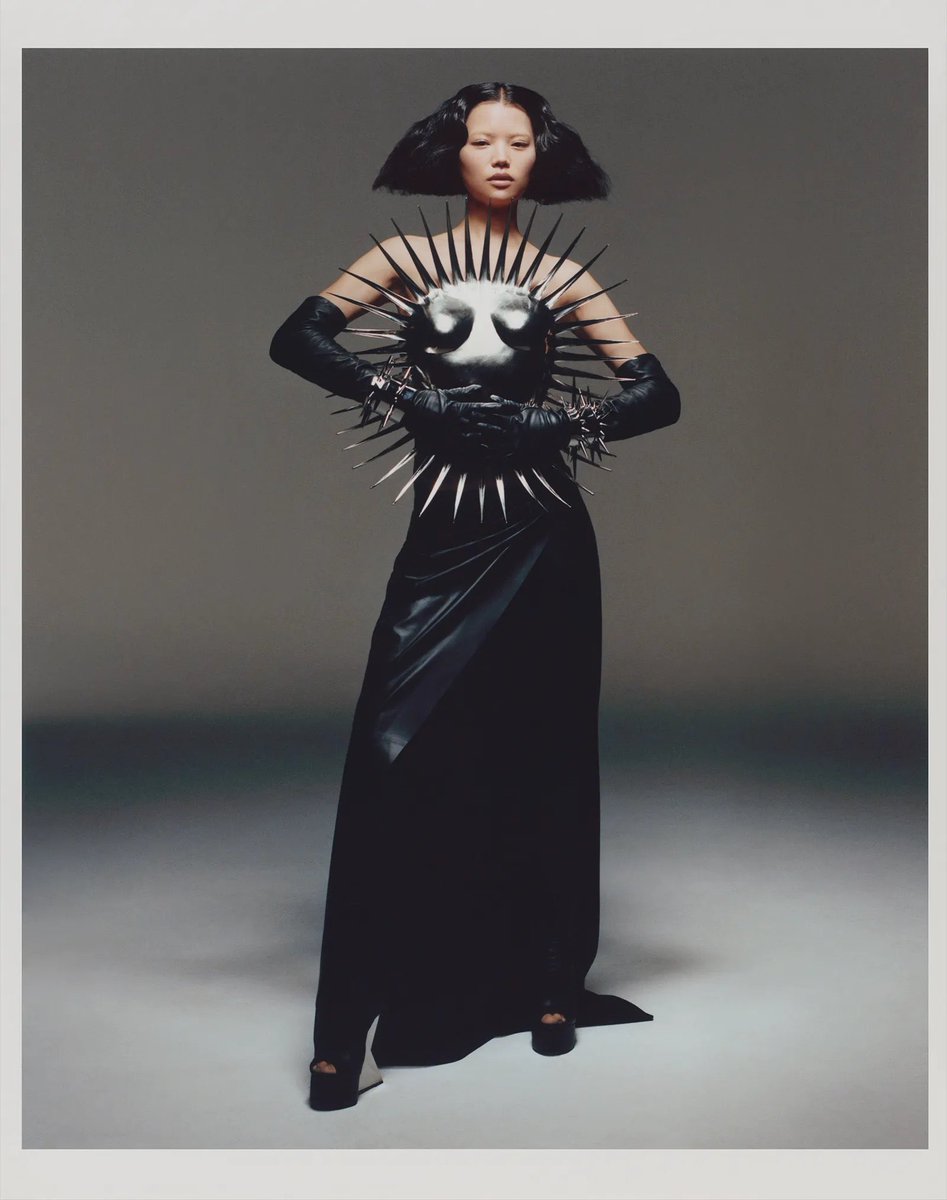 highendhomo's tweet photo. beyoncé x balmain haute couture https://t.co/8hNFuklNnJ