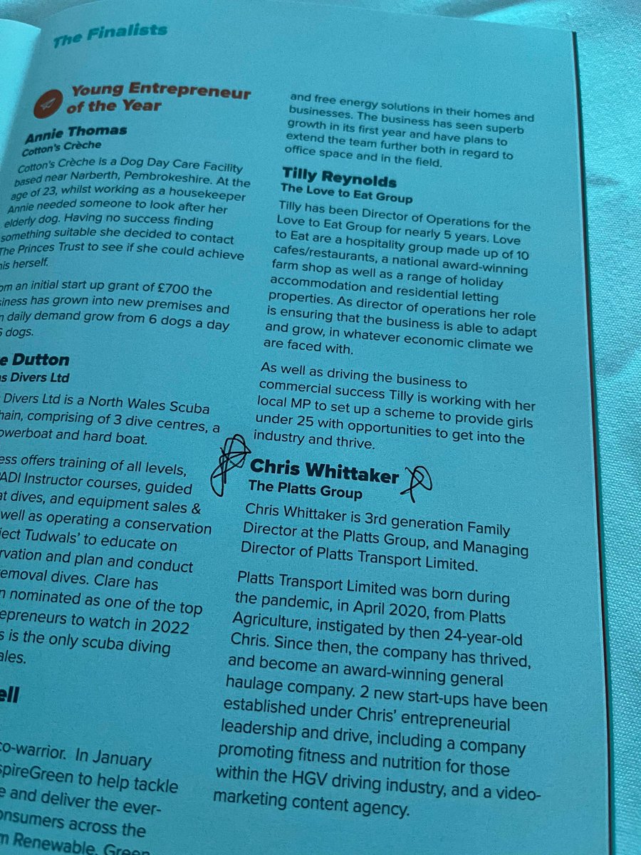 _businesswales's tweet photo. .@welshgovernment was proud to sponsor this award. Many congratulations to the winner Chris Whittaker of @PlattsBedding #FSBAwards
https://t.co/nM38eV2FYR https://t.co/Ox6e2kUDky