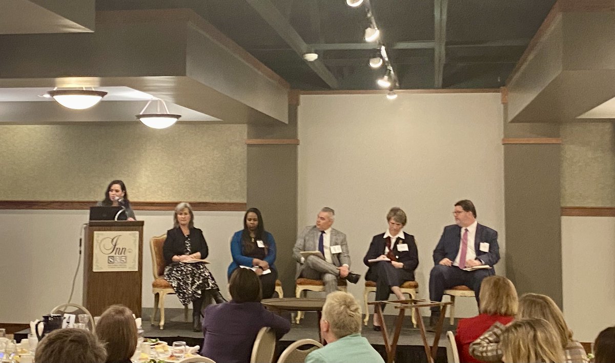 wethevillageil's tweet photo. This week our coalition members @advanceillinois held the 2023 Legislator Education Forum to discuss the #earlychildhood landscape & how to strengthen equity & access. Great conversations that keep our work moving forward! #RightToCareIL
@angelafarwig @MartinVTorres https://t.co/G27a67AXzx