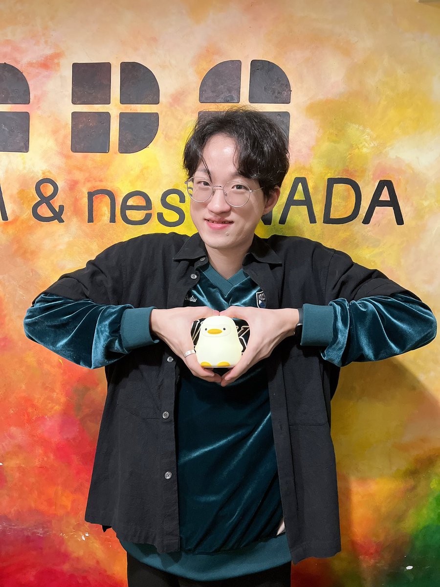 nestNADA's tweet photo. 오드 https://t.co/oIeJ34gMRE