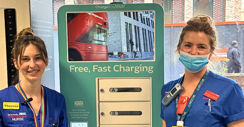 ChargeBox's tweet photo. Helping patients keep their phones charged has become essential in hospitals. Watch here why Barts NHS chose ChargeBox's Fast Charge free-to-use solutions. Could we help your hospital? https://t.co/VR1bmAo6Xx #NHS #health #healthcare #nurses #doctors