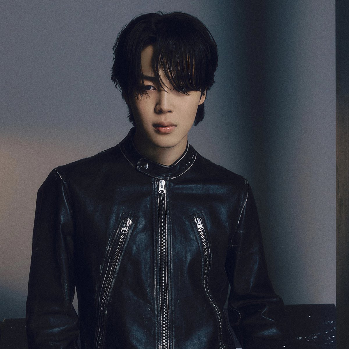 chartdata's tweet photo. #JIMIN earns the highest debuting single for a K-Pop soloist in UK singles chart history ("Set Me Free Pt.2" at #30). https://t.co/S4O93J92lp