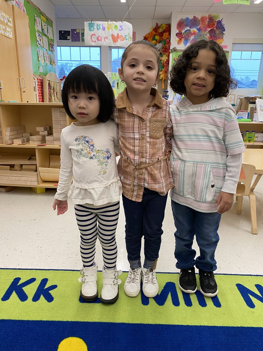 D31BeeHiveSI's tweet image. Patterns, Patterns Everywhere in 3k-1 at #Woodrow! #PatternDay @DrJoyAbrams @AP_JelaniMiller @DrMarionWilson @CSD31SI @NYCSchools