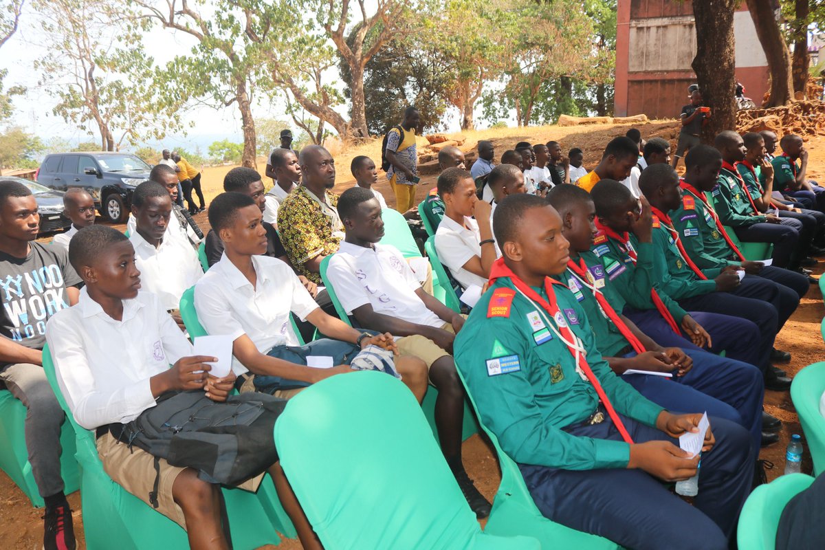 npsierraleone's tweet photo. NP renovates and hands over Squash Facility to Sierra Leone Grammar School.
Catching them young and encouraging them to participate, compete and become better squash players.
#squashsport
#1stforcustomercare
#NPSL
#growth #safetyisparamount https://t.co/aDl6PpOOfJ