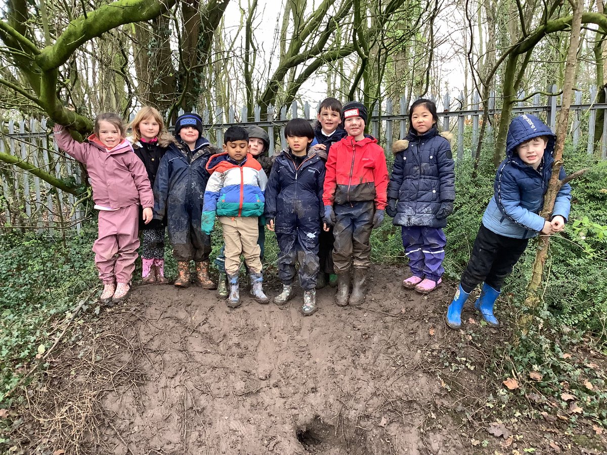 StPhilipsY2C's tweet photo. We had a fabulous morning yesterday at forest school. We used hammers and nails to make the face of the Green Man who brings the spring to the forest! @StPhilipCEAP https://t.co/GqvTzwK80F