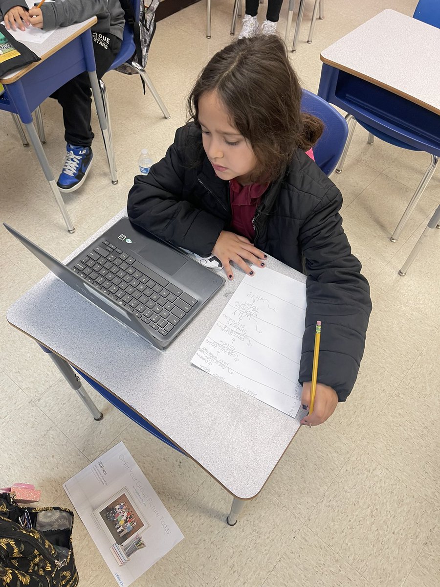 Angela Villarreal tweet media