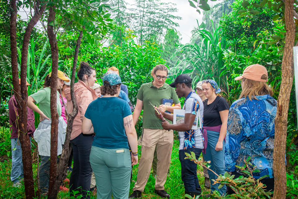 An Agroforestry Regeneration Communities partner project, Permaculture Paradise Institute held a 5 day permaculture training in central Malawi. 13 students representing U.S. colleges/universities were equipped with practical solutions addressing food related challenges.