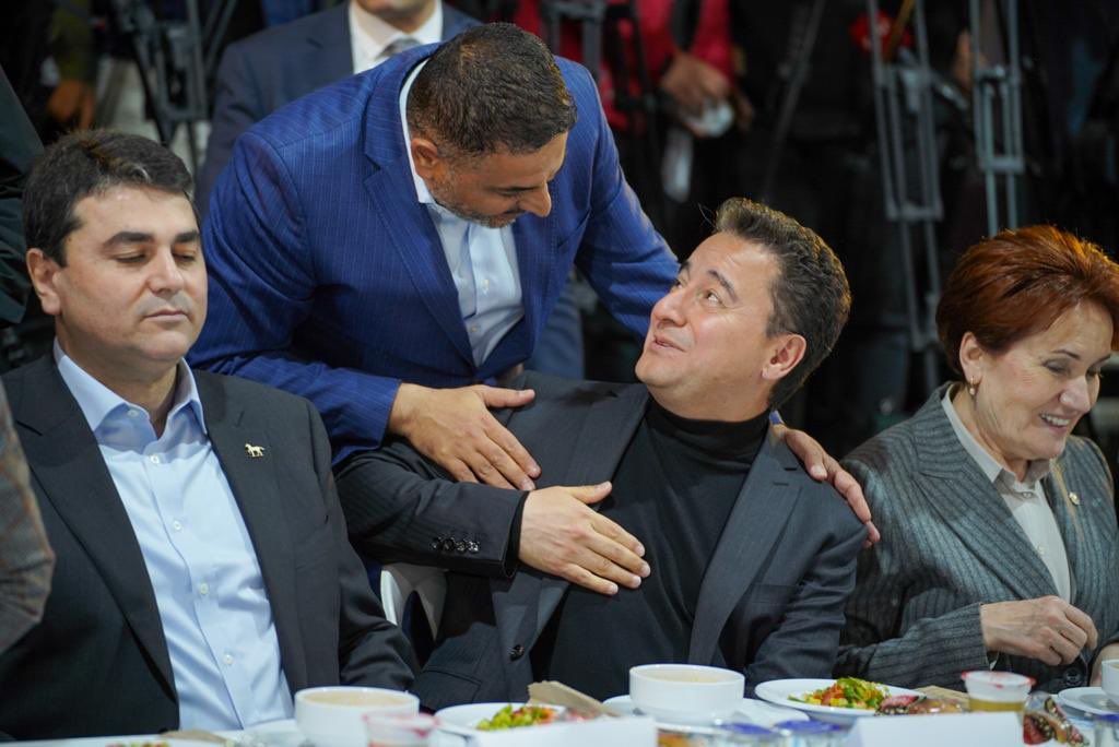 alibabacan's tweet photo. Bugün Millet İttifakı olarak iftar soframızı Malatyalı vatandaşlarımız ile birlikte kurduk.

Acımızı da ekmeğimizi de paylaşacağız. Yaralarımızı birlik ve beraberlikle saracağız. https://t.co/XRuMiXHExo