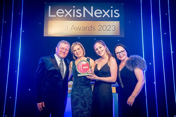 amicable_world's tweet image. We&apos;re thrilled to announce that amicable won the 
@LexisNexis Award for Legal Supplier Innovation 2023.

This award recognises a supplier that has introduced new working practices through innovation and radical change, which are influencing the future of law. 

#amicabledivorce