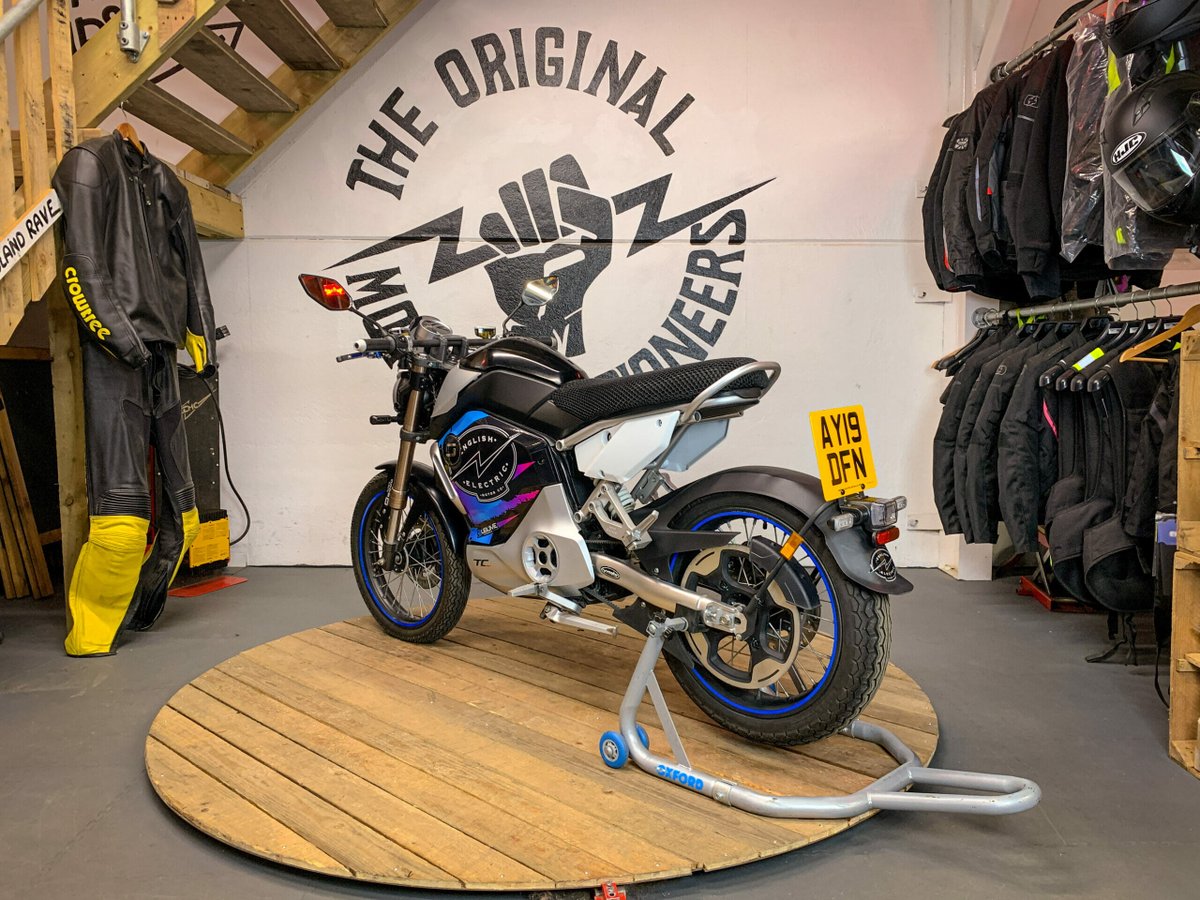 EngElecMotCo's tweet image. Work with the largest second-hand electric specialist &amp;amp; stockist in the UK⚡️2019 Super Soco TC Max,£3,590. Optional mobile servicing, EEMC warranty, High-Voltage-Health-Check, part ex, financing available with nationwide delivery⚡️🏍️bit.ly/40vs94E #supersoco #tcmax #bike