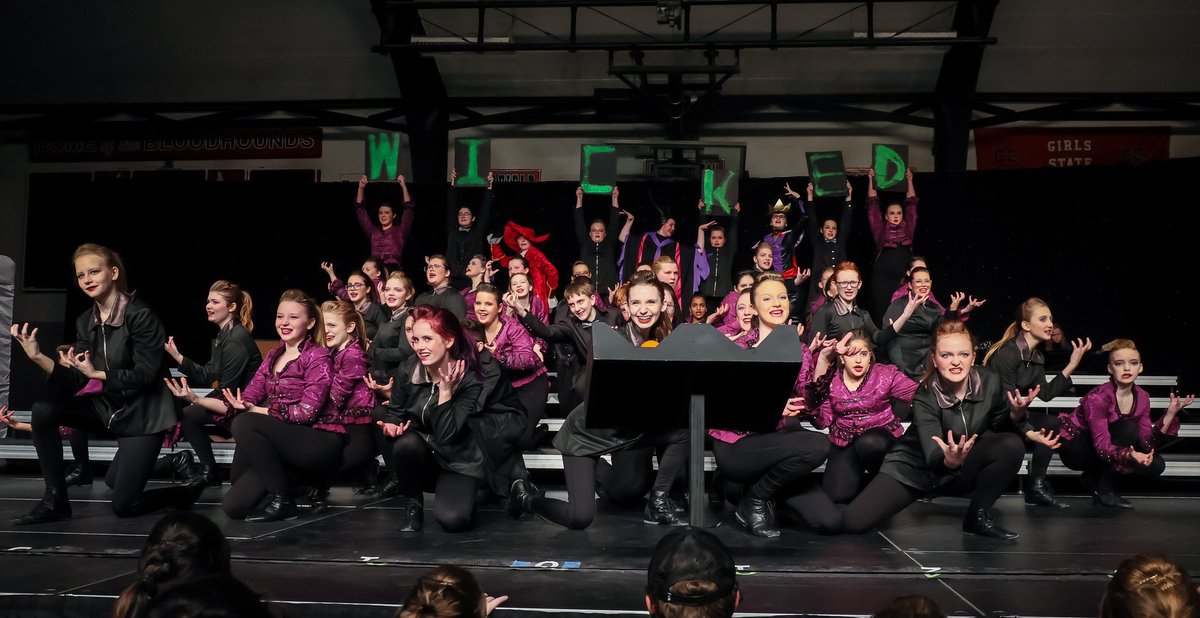 SepVocal's tweet photo. There are only TWO more chances to catch the award winning SEP show choirs in action😱

Musical Sweets is TONIGHT and TOMORROW night at 7PM in the High School Auditorium. You do not want to miss this!!!

🎟 https://t.co/ncU3zzdAot https://t.co/BigXal0hDt