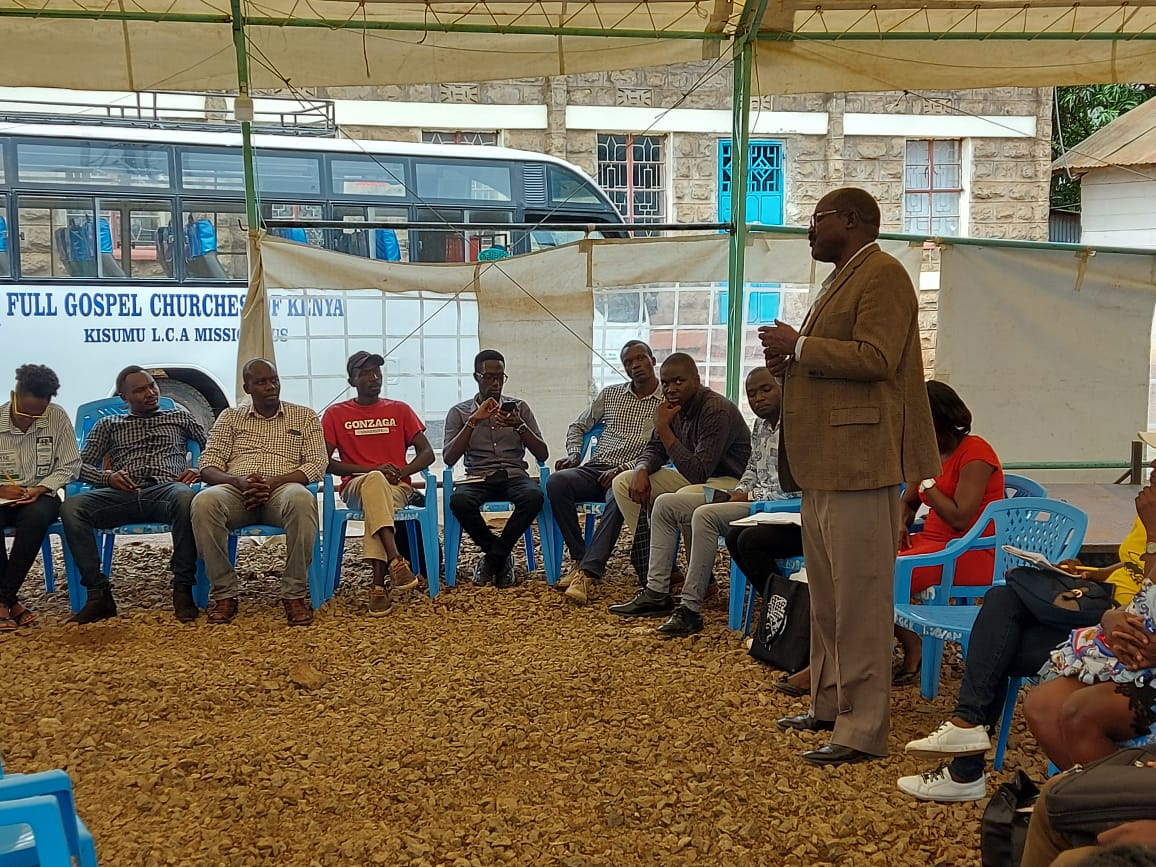 DAbrahamB's tweet image. Prof Wagah of @Maseno_Uni speaking on engaging the students and the community to co-produce knowledge @Wanavijiji_sdi 
#VulnerabilityMapping