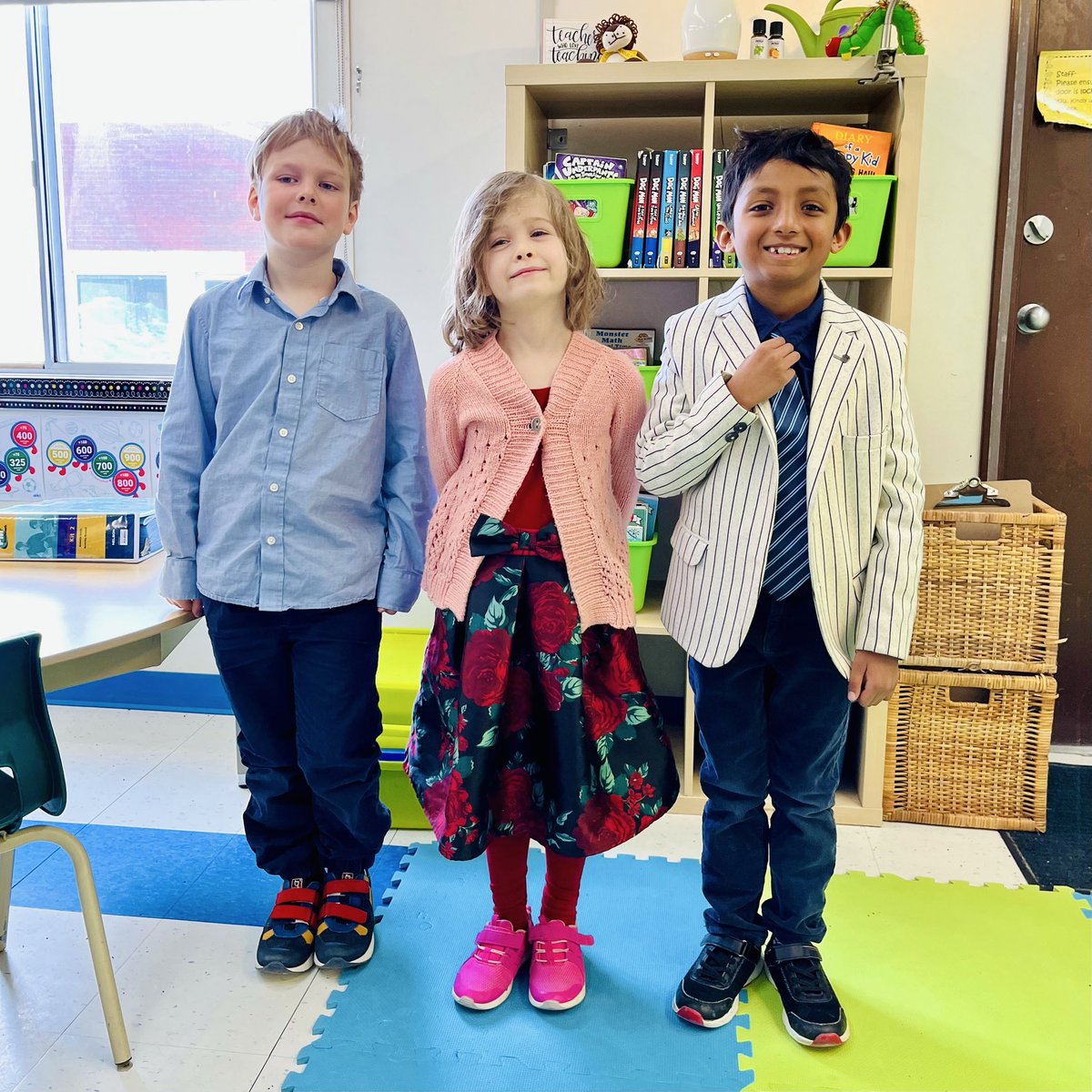 Dress like your teacher day! 👩‍🏫👨‍🏫 @StAnneOCSB @TheRyansWell 

#SpiritDay #ThemeDay #Lent #LentenInitiative #RyansWell