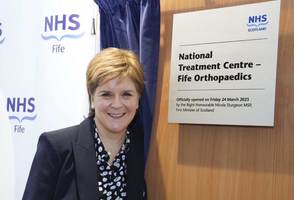 scotgovhealth's tweet photo. In her final official visit as First Minister, @NicolaSturgeon opened @nhsfife £33m National Treatment Centre

The state-of-the-art facility will provide additional capacity for more than 700 orthopaedic procedures a year by 2025-26 

More➡️https://t.co/jEYG35nUEK https://t.co/3ovorSUGYD