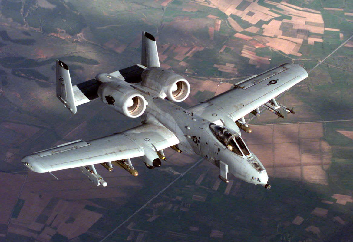hussedogru_'s tweet photo. On this day in 1999, NATO began bombing Yugoslavia. It was the alliance's first war without UN permission and in just under 3 months left 2,500 people dead and a further 12,000 injured. 🧵 https://t.co/OdbdzrVmn0