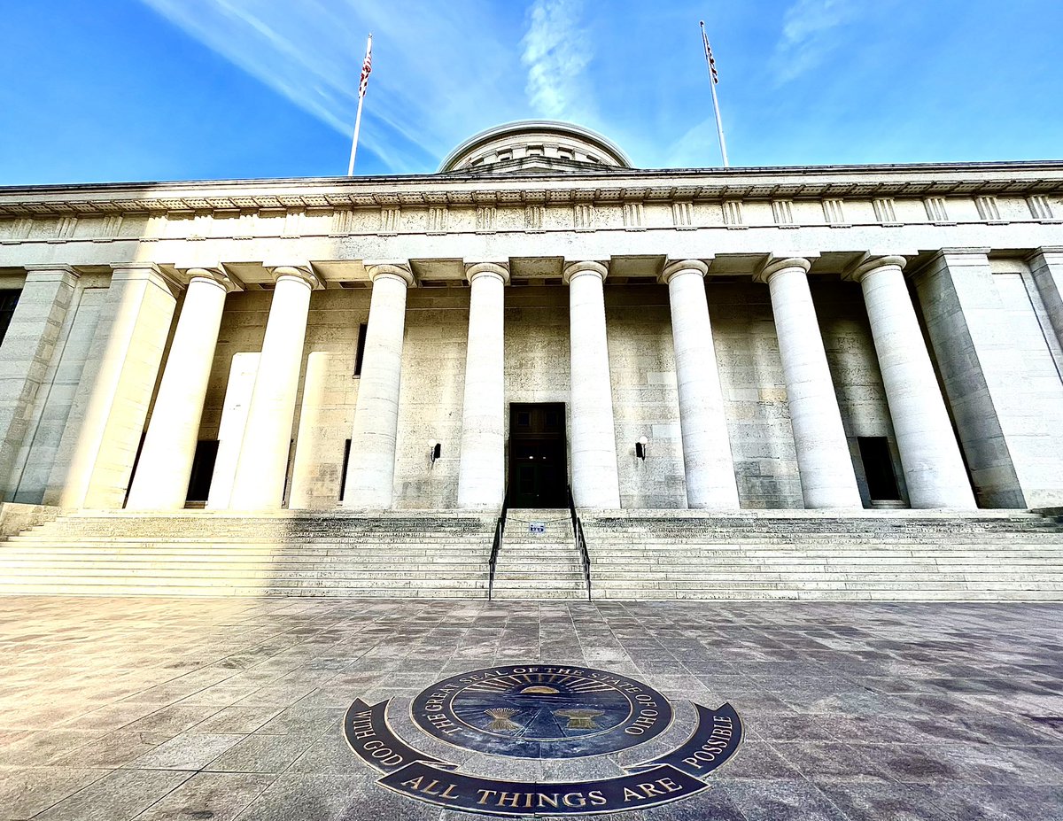 AdglNextgen's tweet photo. I love our state (where I’m based) motto: “With God All Things Are Possible”
..but apparently attribution is not that important at the state level- however if it was, it would have ended with ‘- #JesusChrist’ (Matthew 19:26, Bible) #Ohio #OhioState #Truth #SonofGod https://t.co/SRnjBmEOQc