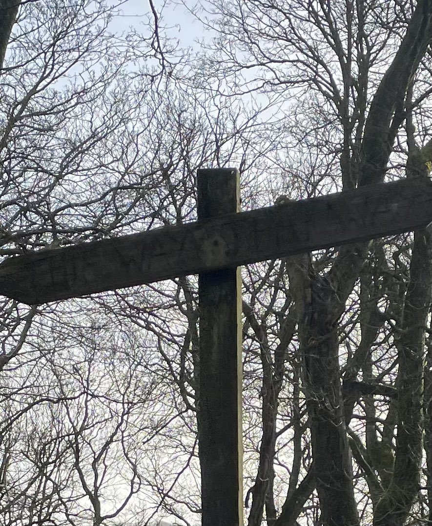walkwithSandG's tweet photo. Not the best picture, but we came about this one when walking up the #wreking it made us laugh #fingerpostfriday https://t.co/xBcBqaTRD9