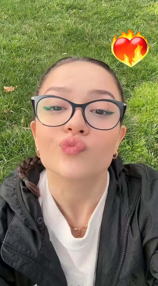 Sexy Ünlüler ️‍🔥🔥 (13K) on Twitter: Feride Özdinç ️‍🔥ATTIRMALIK ️‍🔥