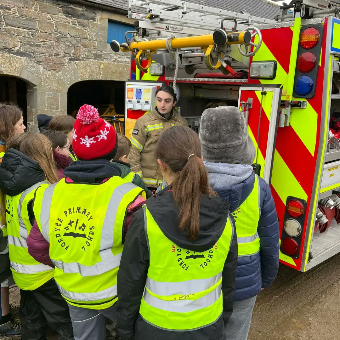 FireCullen's tweet photo. Great day spent at Home Farm answering questions from the kids from both Cullen and Fordyce Primary Schools, and learning about the Fire Engine and our ATV!

@EstatesSeafield @fire_scot @CullenPrimary @FordyceSchool @willie4268 @Big_Hendo13 @PSOSMoray https://t.co/ORNvWoCD6X