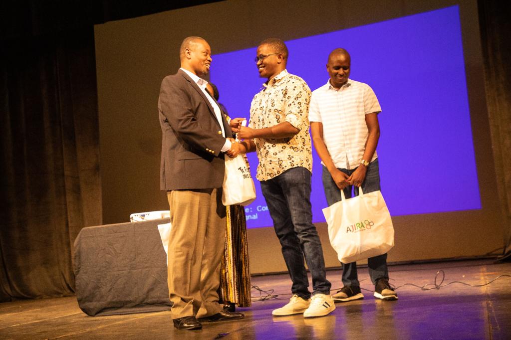 eMobilis's tweet photo. We were privileged to have distinguished speakers from Top #tech companies such as @NdigaJn, a Technical Recruiter @Google, @Julie_munyui, a Partner Development Manager @Microsoft, and @ReubenKihiu1, a UX designer from @Safaricom. 
#eMobilistechtalk #techtalk2023  #technovation https://t.co/vrrvOZcwWy