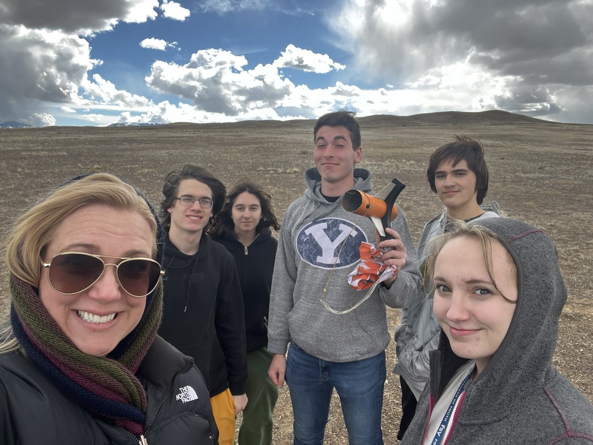DebbieSciTech's tweet image. It’s happening! #RamRocketry is launching their official launches this morning 🚀 #rockectchallenge @RocketContest @SevierSchoolDis @sshs_yrbk