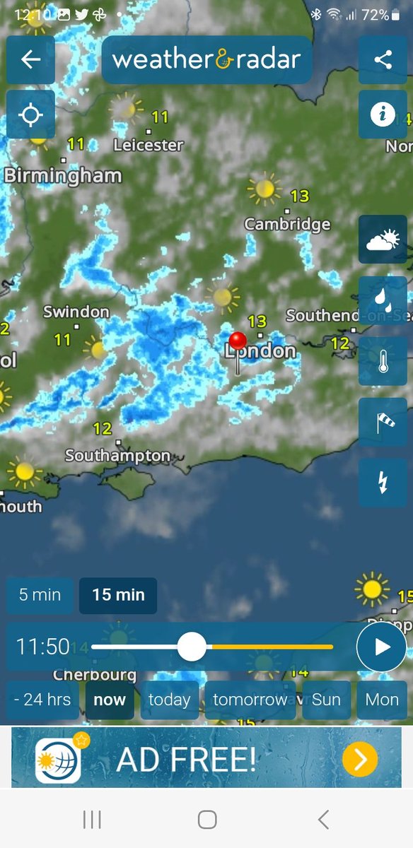 Oh man this weather needs to sort itself out. Cricket season is fast approaching and we've got chores to get done! #GroundsWeek and all! If someone could send some dry weather next week please 🙏 🙏 🙏