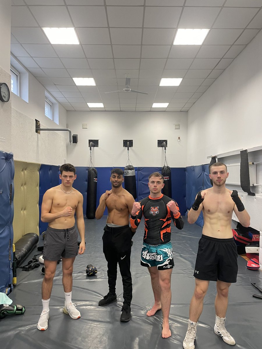 New Money Warsaw🇵🇱 found me brothers for life 

<a href="/Hamishoooo/">Hamish</a> 
@DanielOkane02 
<a href="/sameerullahx/">sammy</a>