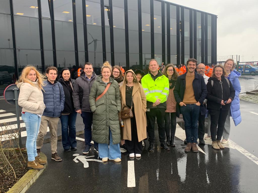 inselcalamot's tweet photo. La Izaskun, la Pilar i el Carlos continuen a Bèlgica treballant amb el projecte #Erasmus+ #Logipro. 
▶️ Ahir van visitar l'empresa ICO 
▶️ L'equip està treballant amb els objectius pel 23-24
#transport #logística #cofep @FPCAT_ @educaciocat @fpcatalunya @pen_worldwide @josocsefed https://t.co/DoYdQIQ5VQ