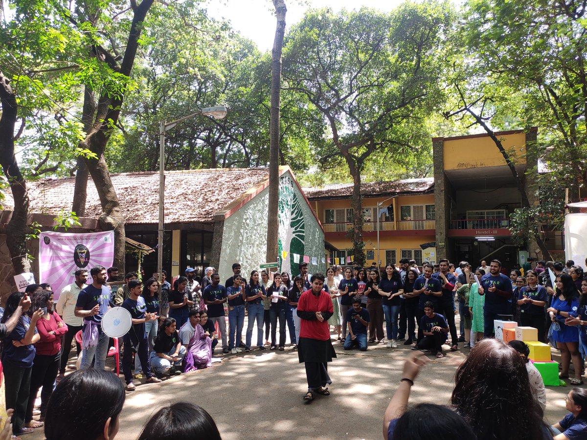 cete_tiss's tweet photo. Students showcased a heartfelt Nukkad Naatak, which described the trials and tribulations involved in the journey of becoming a teacher. https://t.co/sNYkg29Mge