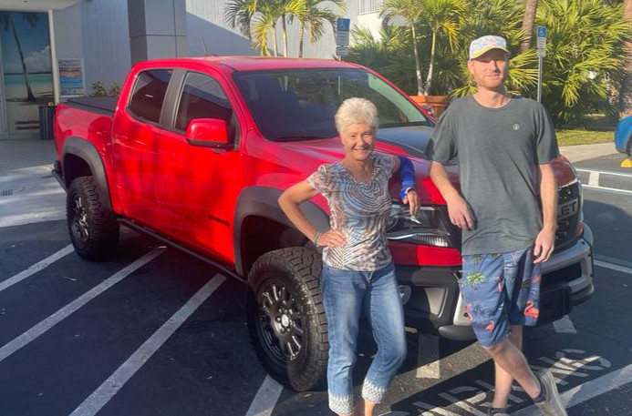 😀 Alden will be getting things done with this awesome 2020 #Chevrolet #ColoradoZR2 Bison he recently picked up from Jacob Mrozek at #DimmittChevrolet. Congratulations, thank you and #TruckOn! #DimmittFam #Chevy #ChevyColorado #FloridaCar