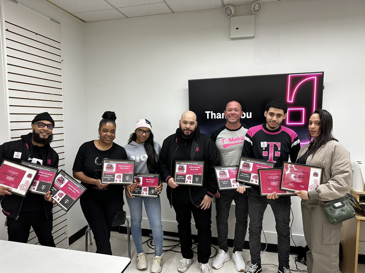 Brooklyn North key holder listening session a success. The investment our MODs are making with there peers and customers puts us in position to #Grow #Compete #Win #TheDynasty <a href="/WantMoreTeza/">Morteza Erfani</a> <a href="/Adrian3k86/">Adrian Phillips</a> <a href="/tglover187/">Terrance Glover</a>