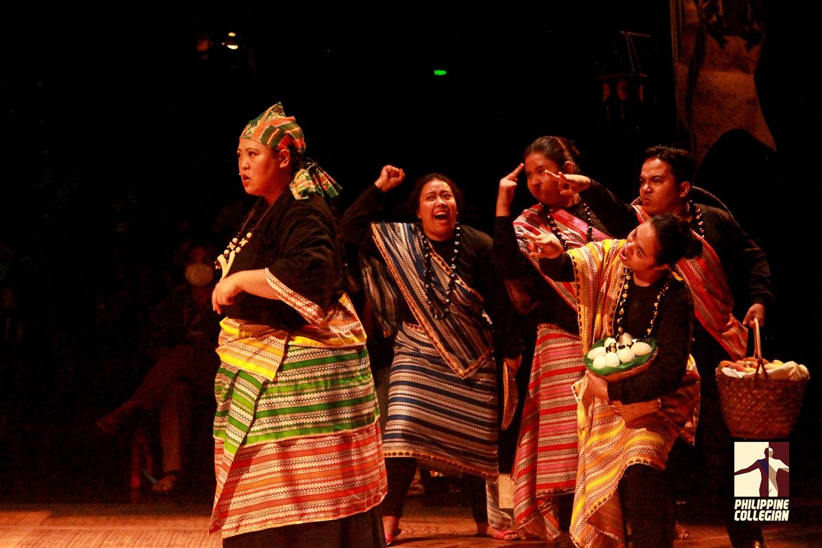 phkule's tweet photo. Mapapanood ang pagtatangal hanggang Abril 2 sa University Theatre Main Stage, UP Diliman. Maaaring bisitahin ang Dulaang Unibersidad ng Pilipinas (DUP Official Page) para sa mga karagdagang detalye sa mga darating na pagtatanghal.
Mga kuha ni Kathleen Isaac
#DUP45 https://t.co/uxS9i6N8QP