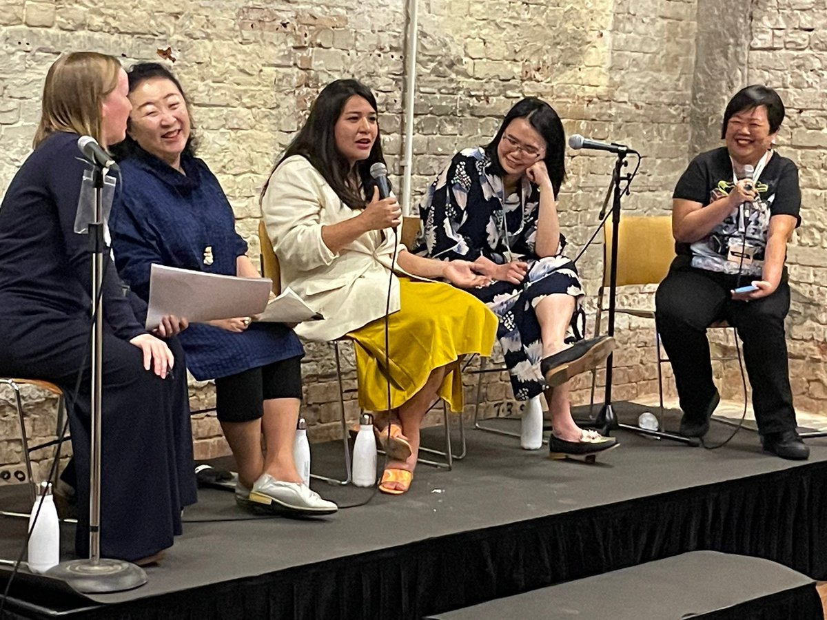 AveryUdagawa's tweet photo. Two weeks have flown by since the 2023 Hong Kong International Literary Festival. #柏葉幸子 (with hapless interpreter me) joined novelists @vmkupersmith and @zenaldehyde, plus moderator @daphneleeml, to discuss writing Asian ghosts into fiction. #hklitfest https://t.co/D9srOAmkV1