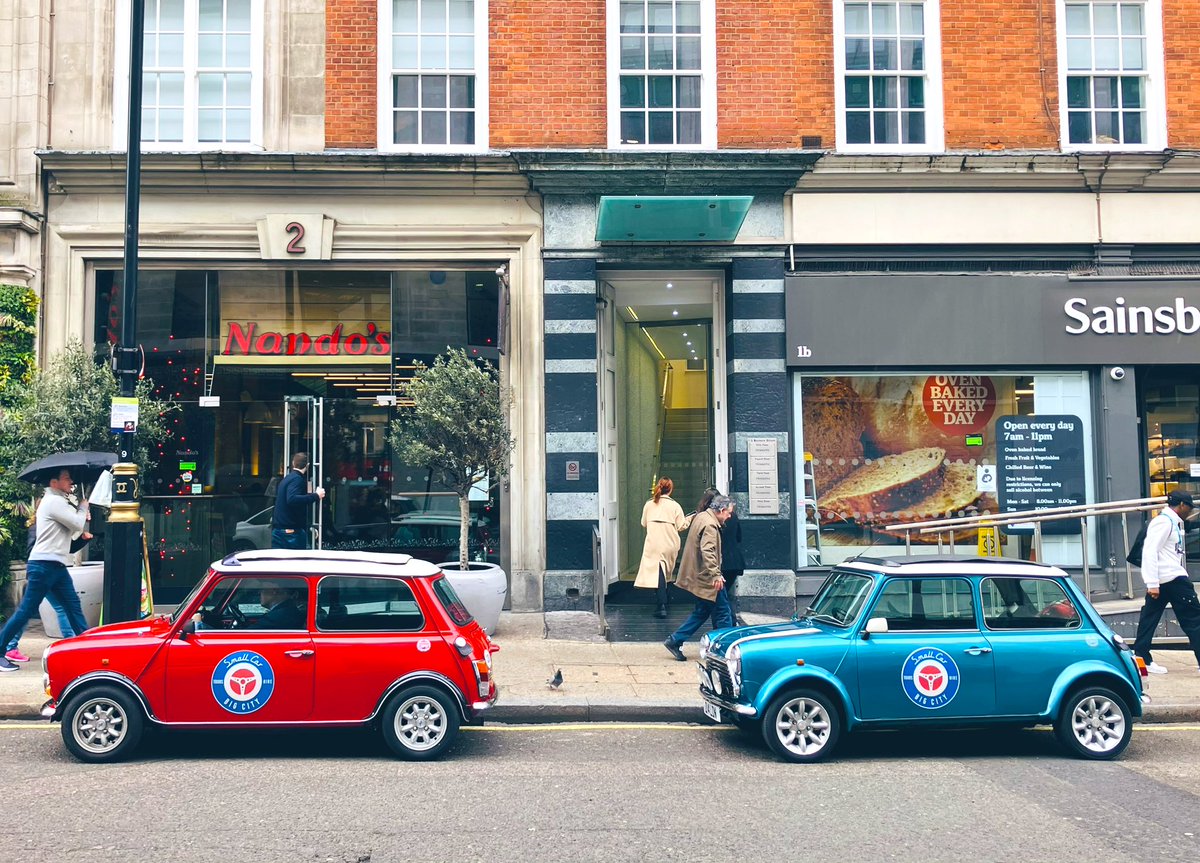 allaboutmayetml's tweet photo. Spotted in Berners Street, London, just now. Cute, eh? Real (ie, original) Minis are beautifully small. Modern (ie, re-imagined) Minis are irritatingly big. Well, that’s my humble opinion anyway. https://t.co/m60kLn59Ku