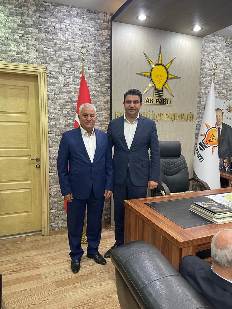 Karakopruak's tweet photo. Yarın Değil Hemen Şimdi ❗

28. Dönem AK Parti Şanlıurfa Milletvekili Aday Adayı Sn. @ArsanAslan İlçe Başkanımız @saitagann'ı Ziyaret Etti.    

Bu Nazik Ziyaretlerinden Ötürü Kendisine Teşekkür Ederiz.
@RTErdogan @erkankandemir @abdkirikci

@zabeyazgul @MetinBaydilli https://t.co/dZUImvcSwt