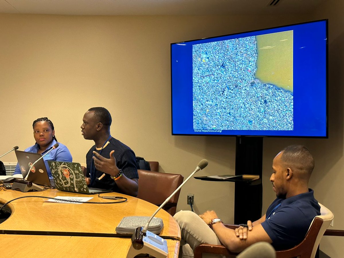 uniyia_org's tweet photo. @AbrahamBugre, Advisor UNIYIA and @WasteGobbler project consultant, currently making a presentation on
"From risk to resilience:A case study of @WasteGobbler project in Ghana.
#UNIYIA
#UNWaterConference2023
#savethelagoon #savethesee #wastegobbler https://t.co/AynCGaGGAn