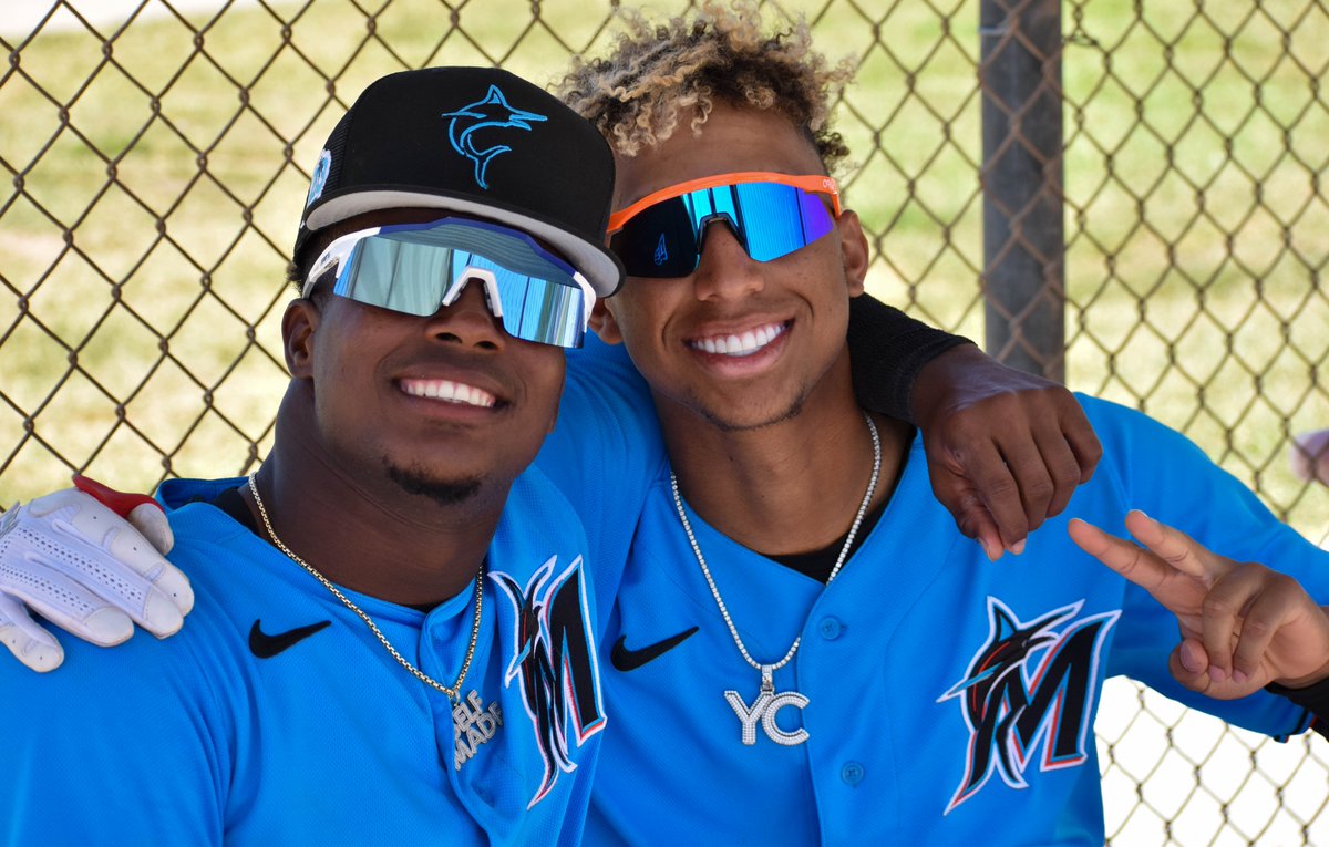 beloitskycarp's tweet photo. Spring Training= Good Vibes Only! @GabeBierman @jacobberry @yiddi_cappe23 @DalvyRosario https://t.co/Y7wsFIcBvO