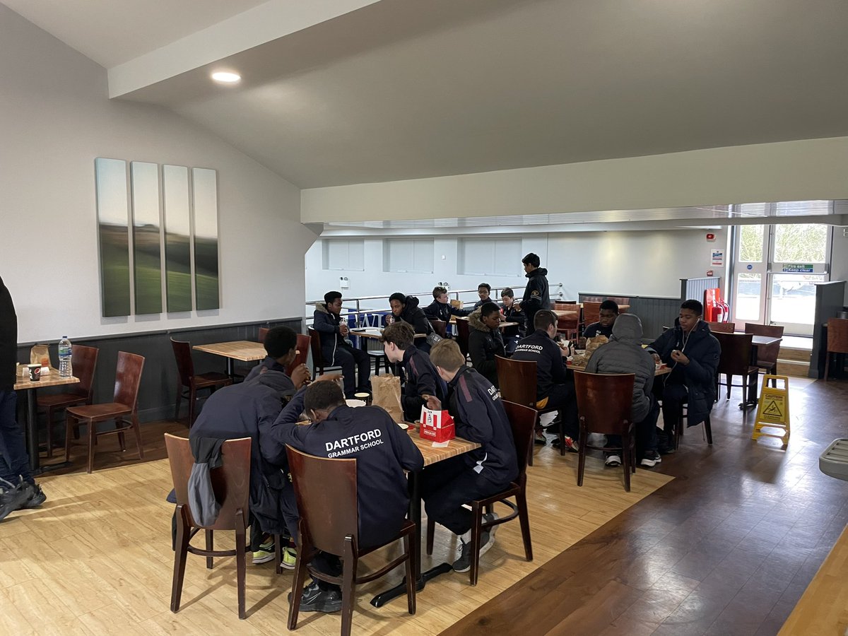 DartfordGSsport's tweet photo. First stop on the road to Bristolโฆ as always the tourists have gravitated to the fast food restaurantsโฆ inc staff ๐ ๐ #KFCBucket #UltimateBreakfast #WestCountryTour2023 https://t.co/l9yRYwJQgl