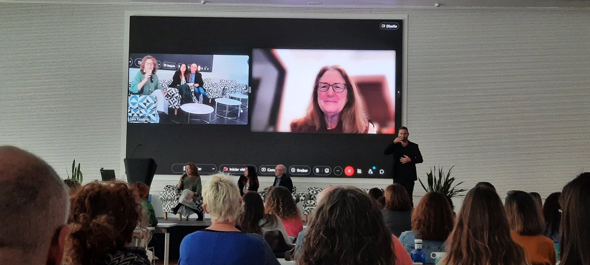 CAIFmallorca's tweet photo. Impresionante documental para cerrar el #CongrésInfànciaMallorca con Lluís Ballester, @NGrevia, Coral Mínguez con la participación de la autora @sandsofsilence 
Gracias @imasmallorca por este colofón! https://t.co/2cwtZQQSJJ