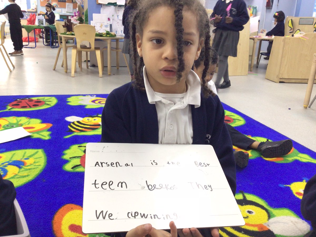 Miss Phillips tweet media