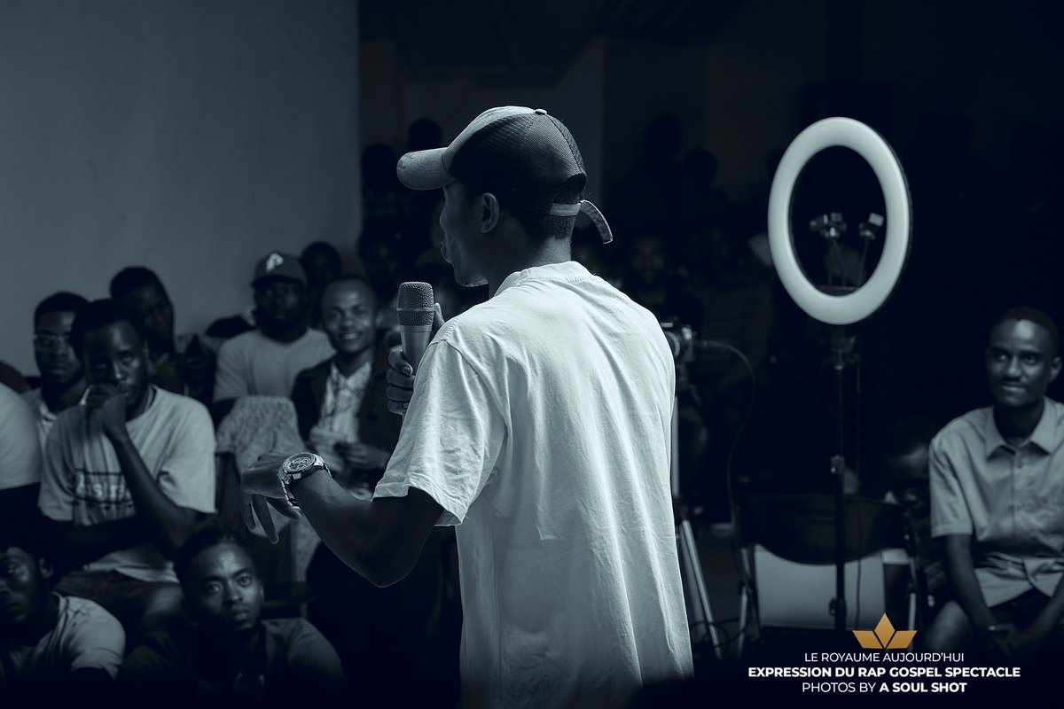 Royaume_A's tweet image. Si Christ ne t'a pas dictée sa parole tes écrits ne donneront pas vie, nous sommes des lettres écrit au monde, ceux qui nous lise doivent voir Christ.

#modelation
Suis Modèlé à CHRIST.
#expression_durap_gospel
#expressiondune_vietransforméeenchrist
#RACINE