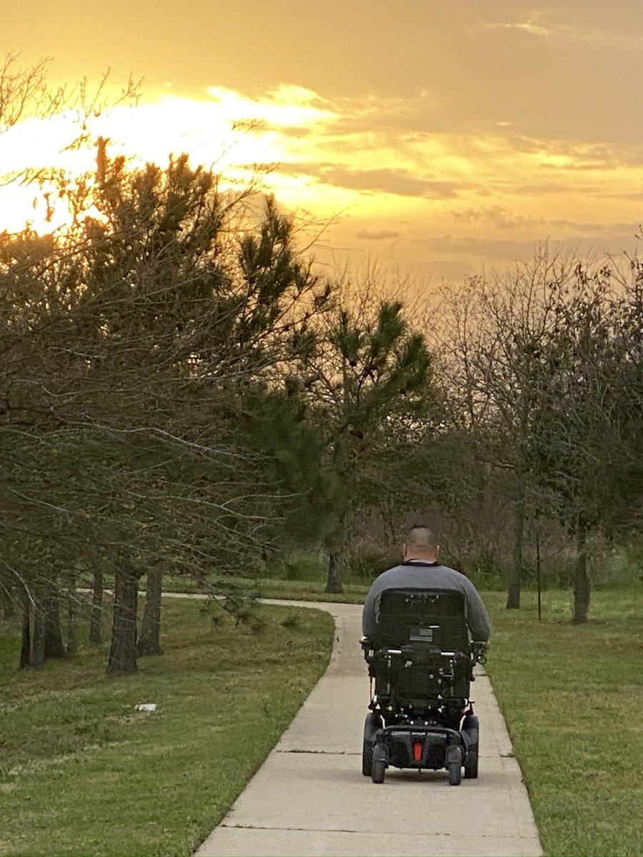 HouPDwifeSheri's tweet photo. Live the day #ReLEntlessRonnyStrong #RollOnHero https://t.co/atsWEfBXTl