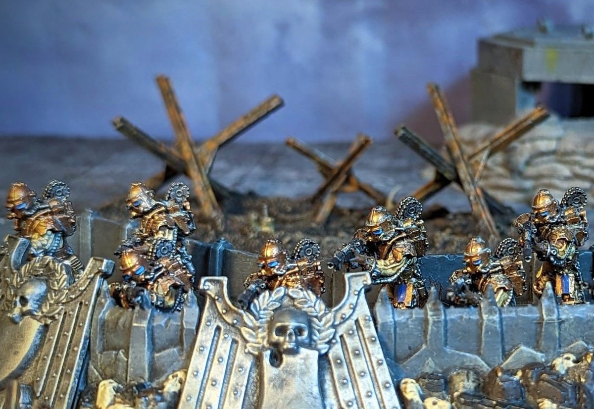 MutantEyes's tweet photo. As one of my fav things in the hobby is to do, I took some scenic photos of my Solar Auxilia and took the time to write some fluff for them too, which you can check out here: https://t.co/SnQzmP8pl4 #WarhammerCommunity #solarauxilia #horusheresy https://t.co/LxE9qspmHw