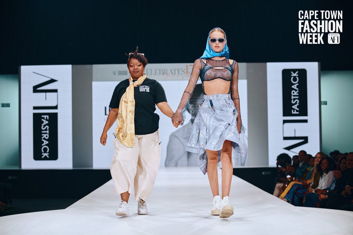 AFI_sa's tweet photo. 🪡Botshelo Molete - Mekhukhu
🪡Kgotsofalo Monyamate - Articles from MARS
🪡Loice Dube - Lo'Ice
🪡Mimangaliso Ndiko - Sixx6

#CTFashionWeek
#15YearsofAFI https://t.co/eqJ3uD3diE