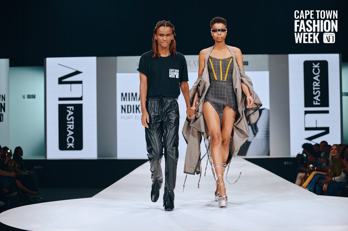 AFI_sa's tweet photo. 🪡Botshelo Molete - Mekhukhu
🪡Kgotsofalo Monyamate - Articles from MARS
🪡Loice Dube - Lo'Ice
🪡Mimangaliso Ndiko - Sixx6

#CTFashionWeek
#15YearsofAFI https://t.co/eqJ3uD3diE
