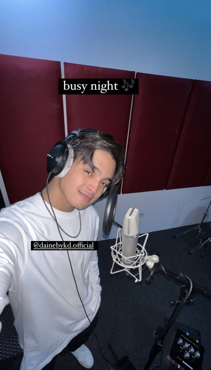 proverbs31__'s tweet image. hey, how you doin’? ✨

kd’s ig story 👀 

#KDLex @alexailacad @kdestrada_