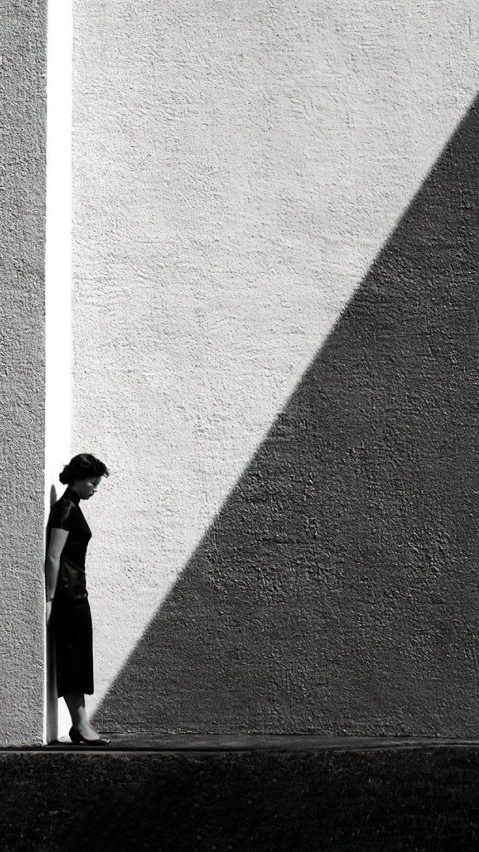 elivecreative's tweet image. Maestros del #blancoynegro: Chema Madoz y Fanho 🖤 #inspiracion #fotografia #fotografiacallejera #fotografiacreativa